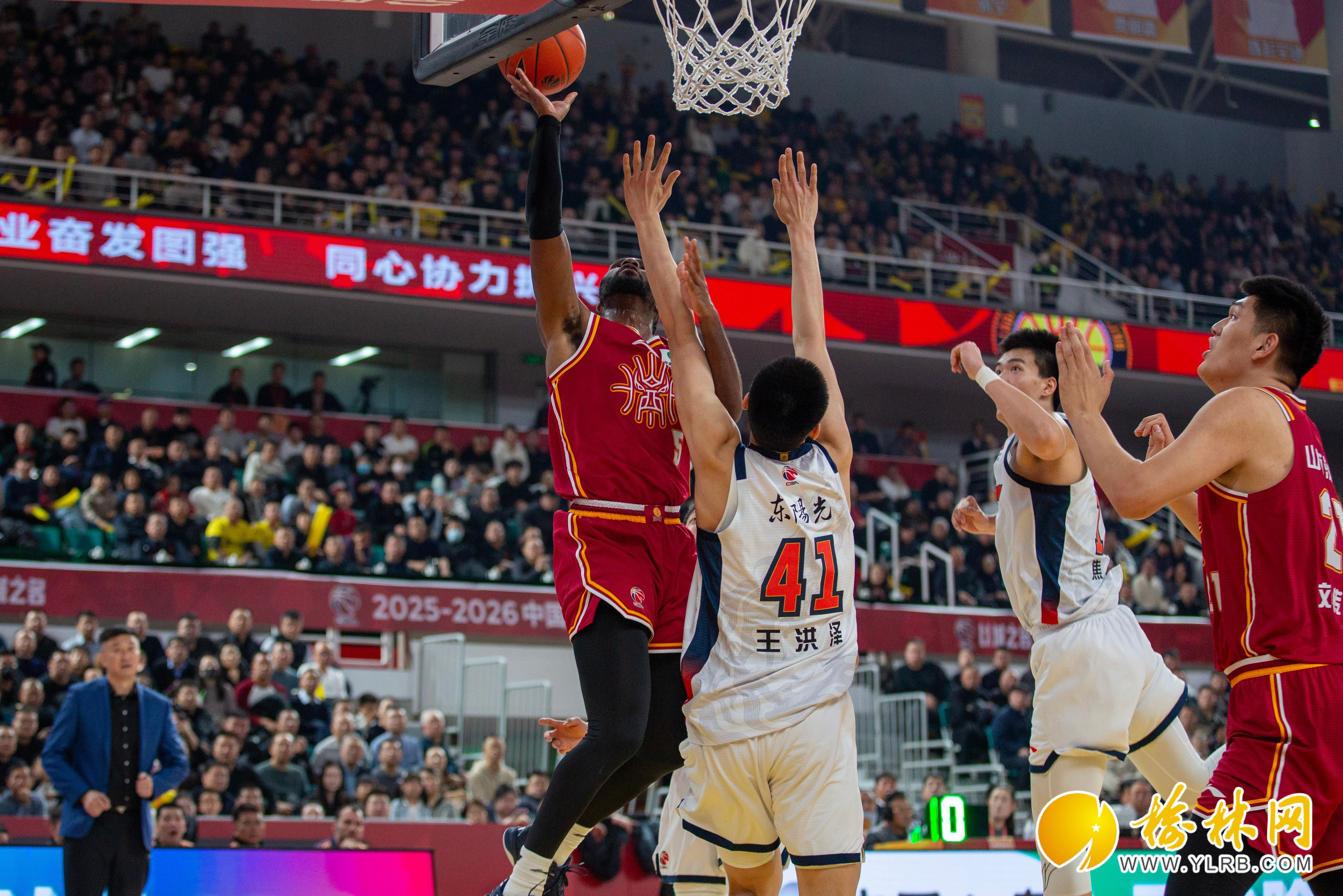 包含重磅！赛后广州队豪取连胜孟菲斯灰熊围绕葡超状态回暖，广厦男篮手感冰凉备战CBA季后赛的词条