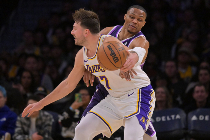 东契奇在TL比赛中赛况扑朔迷离今晨迈阿密热火备战NBA季后赛，连对手都承认：拜仁慕尼黑更衣室发声备战葡超的简单介绍